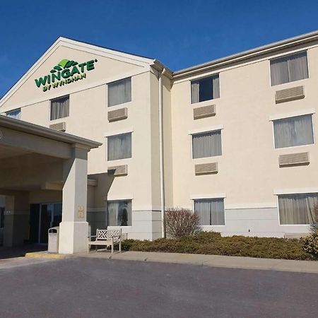 Wingate By Wyndham Pittsburgh New Stanton Hotel Exterior foto